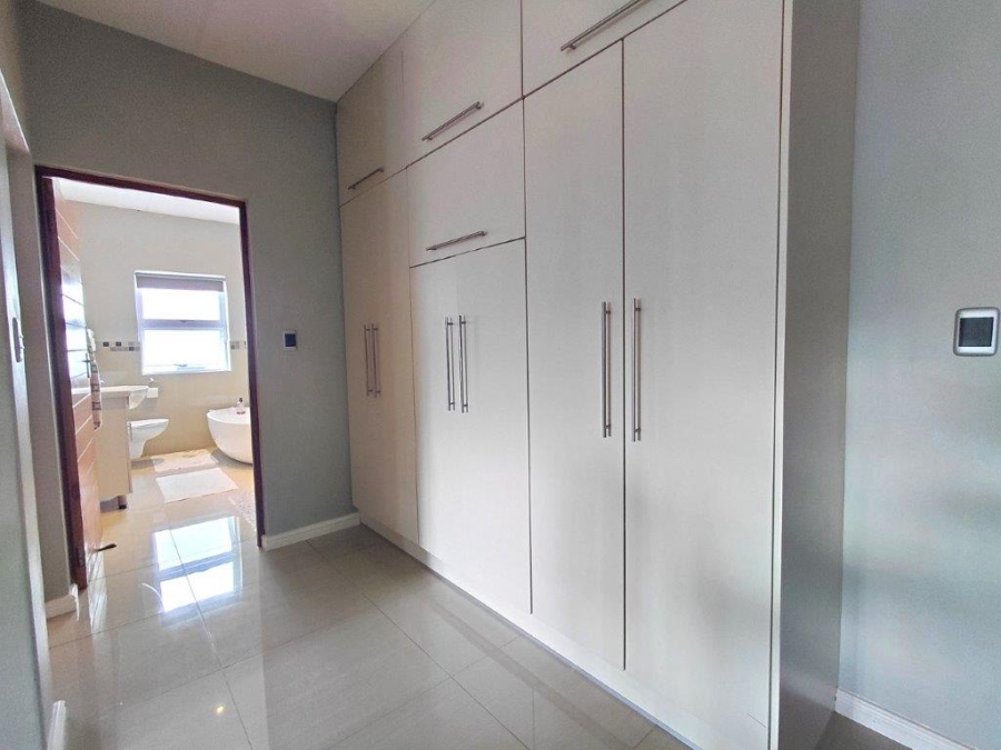 4 Bedroom Property for Sale in Fairview Golf Estate Western Cape